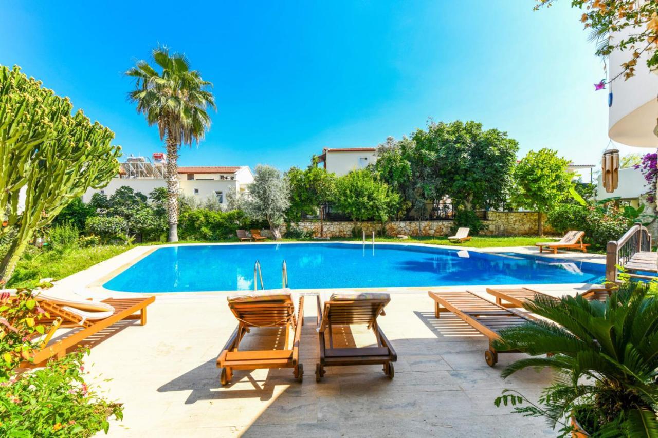 Duplex House With Shared Pool Near Beach In Kalkan Lägenhet Exteriör bild